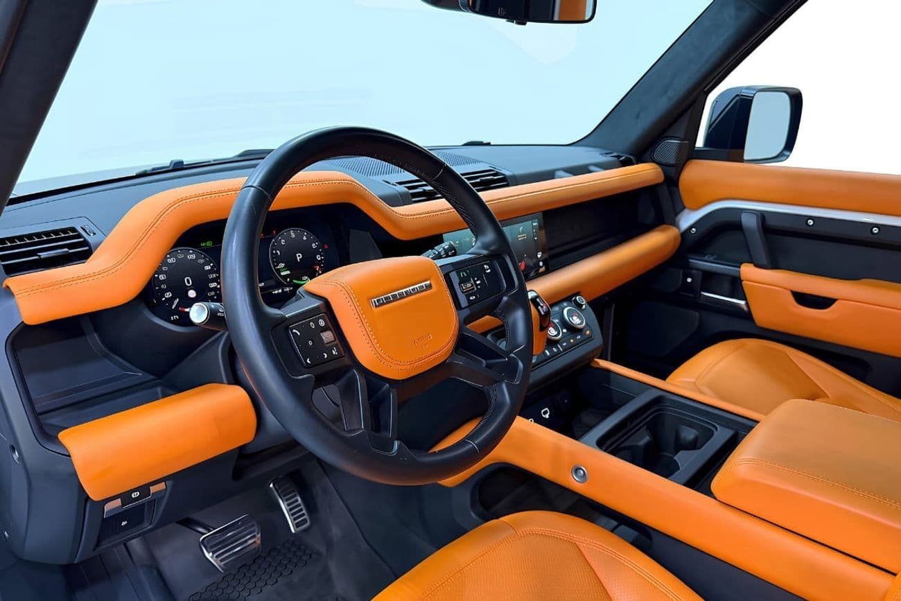 2024 Land Rover Defender thumbnail 8