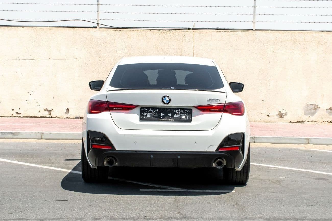 2025 BMW 420i thumbnail 5
