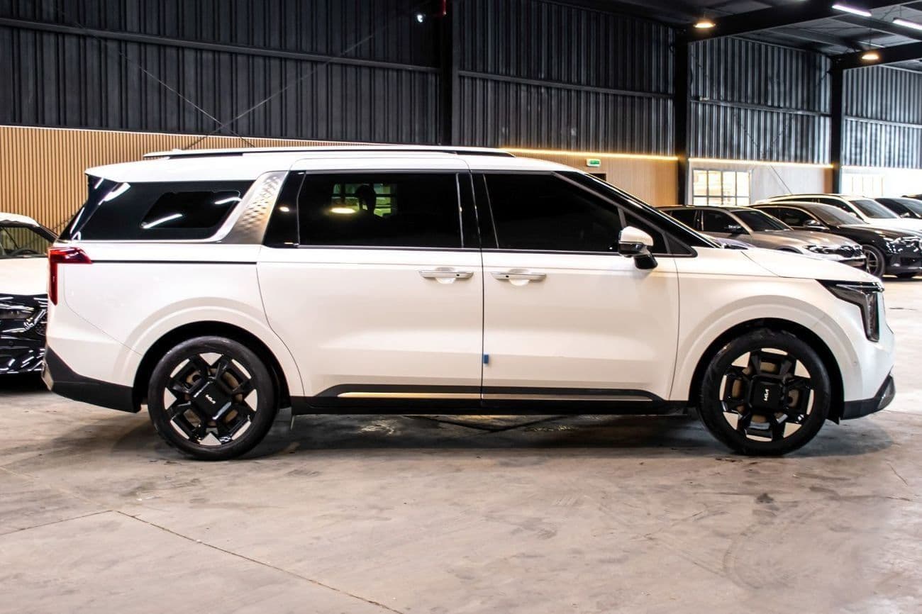 2024 Kia Carnival EX DLX thumbnail 6