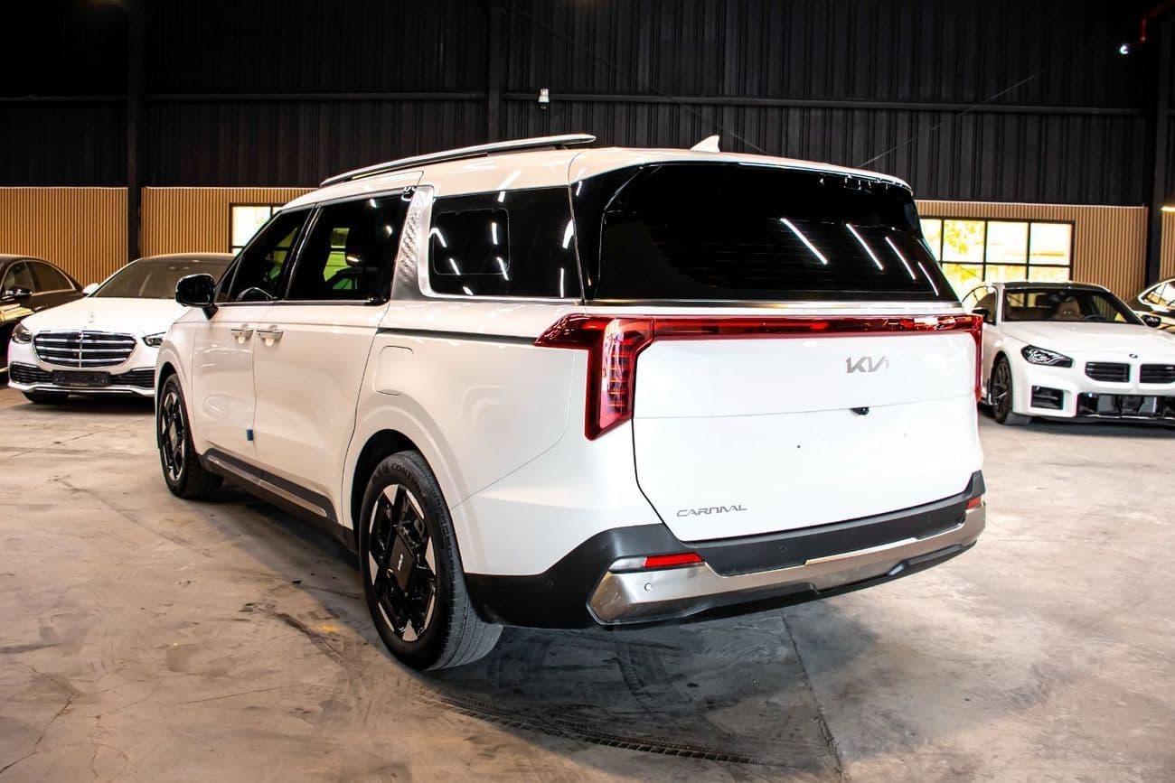 2024 Kia Carnival EX DLX thumbnail 5