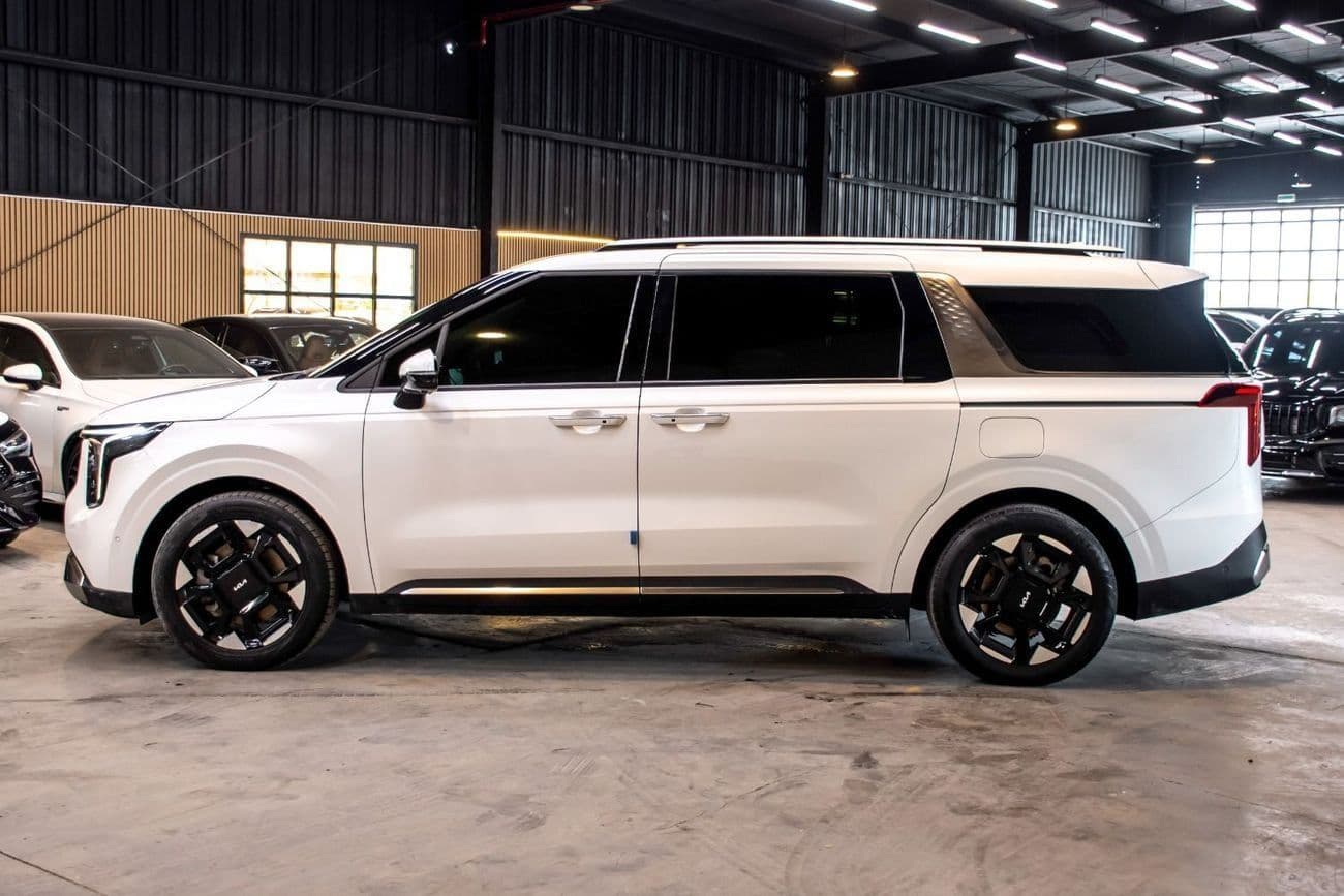 2024 Kia Carnival EX DLX thumbnail 8