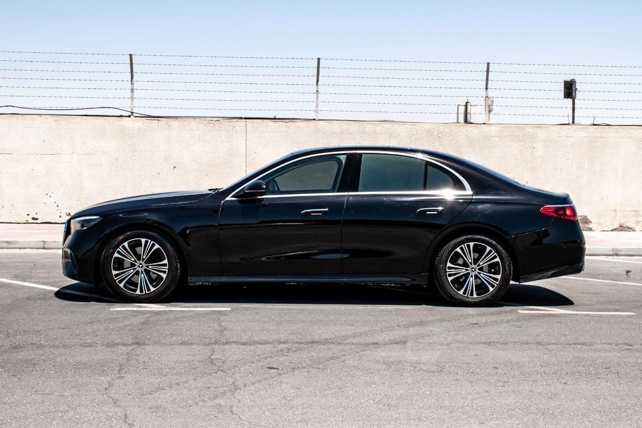 2025 Mercedes Benz E200 STANDARD thumbnail 6