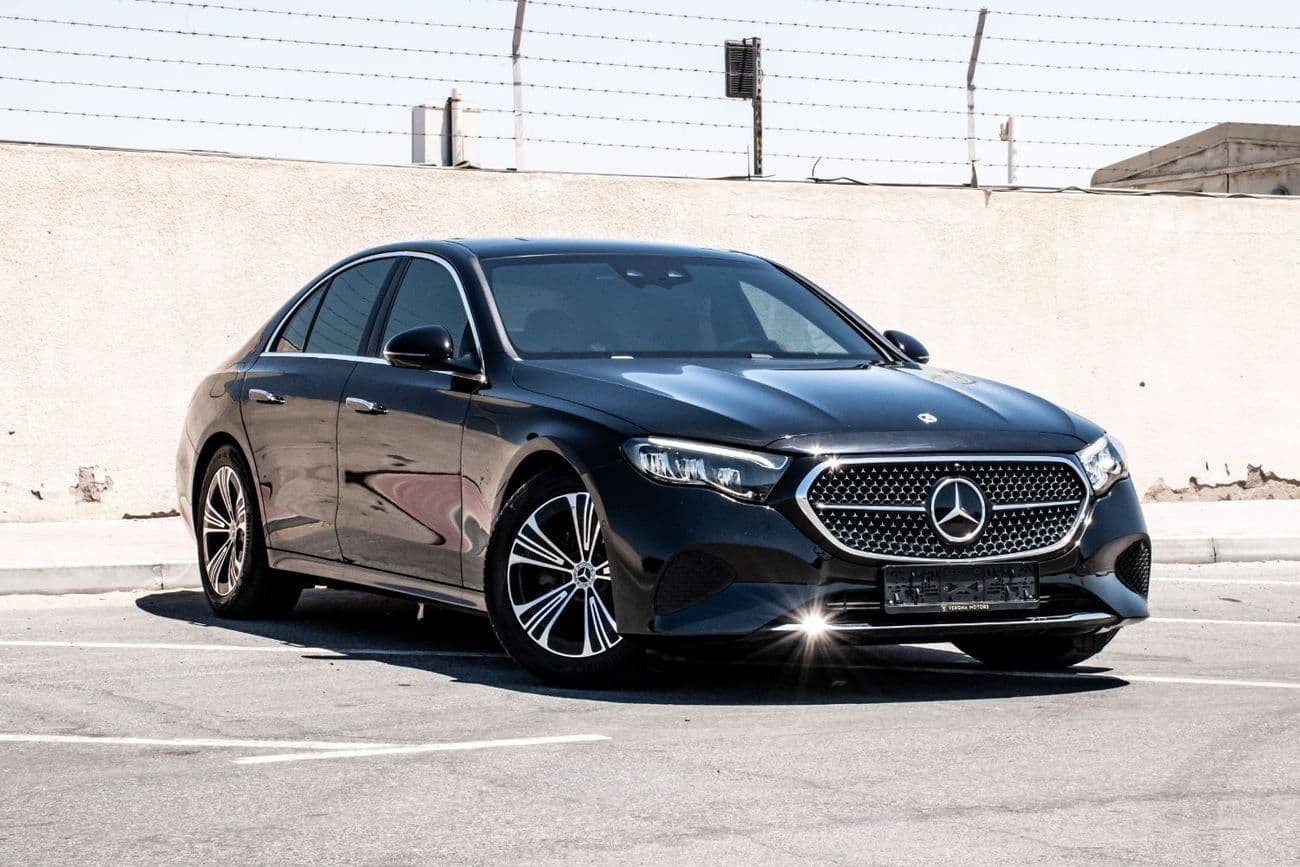 2025 Mercedes Benz E200 STANDARD