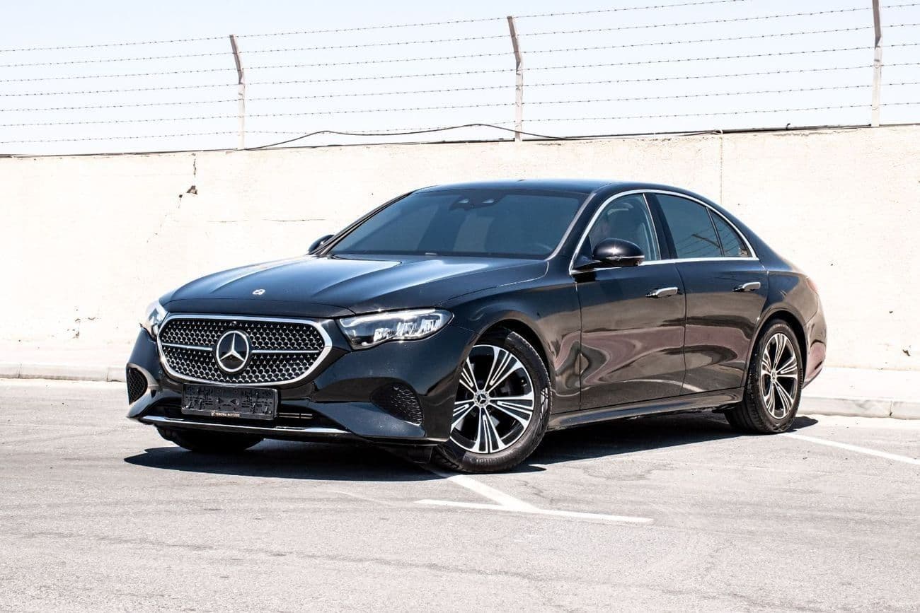 2025 Mercedes Benz E200 STANDARD thumbnail 2