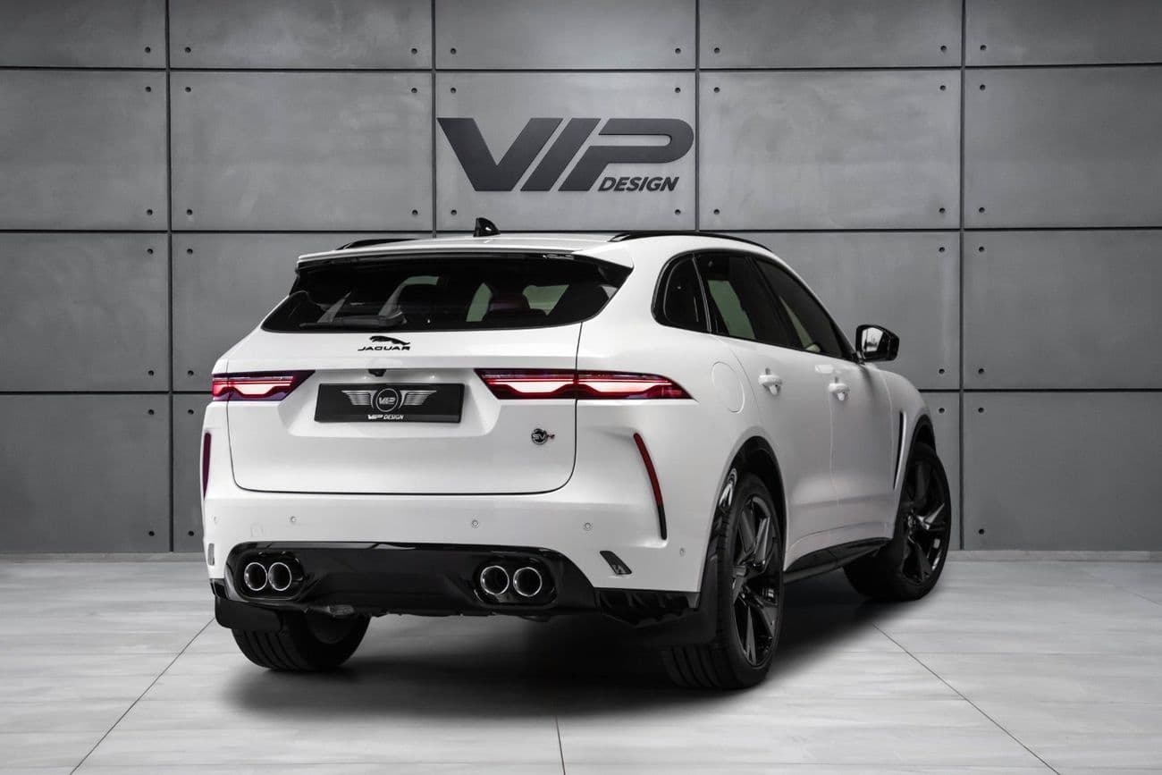 2021 Jaguar F PACE SVR thumbnail 4