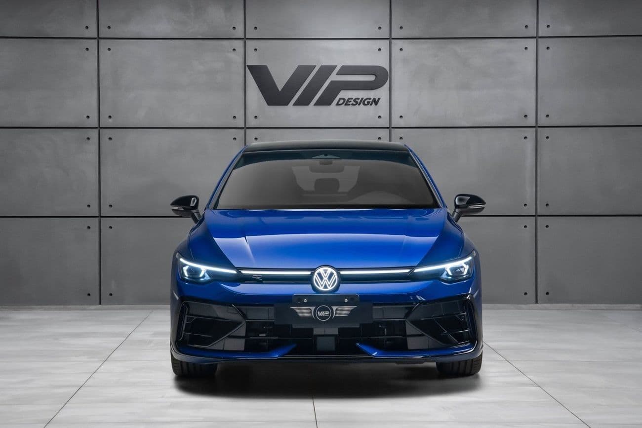 2026 Volkswagen Golf R thumbnail 3