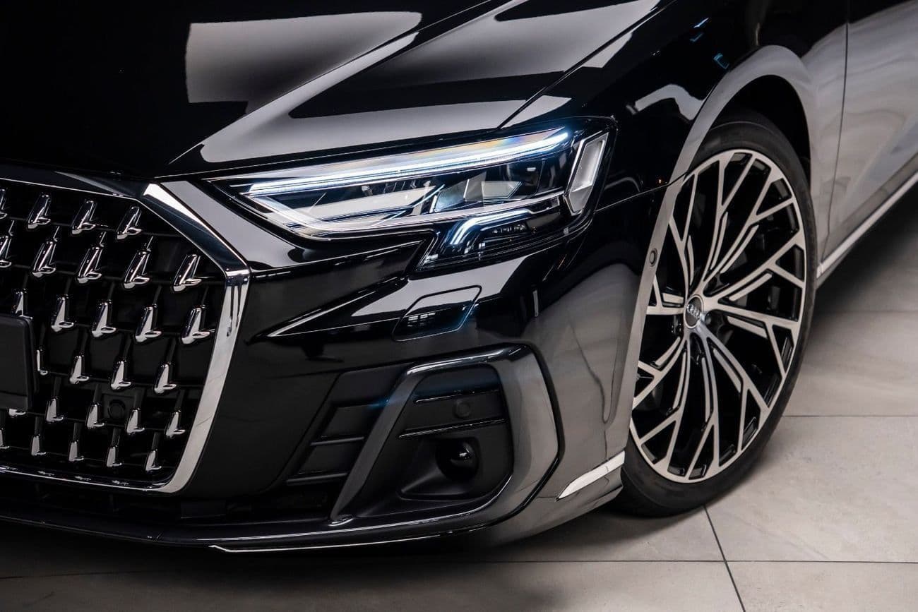 2026 Audi A8 55 TFSI LWB thumbnail 4