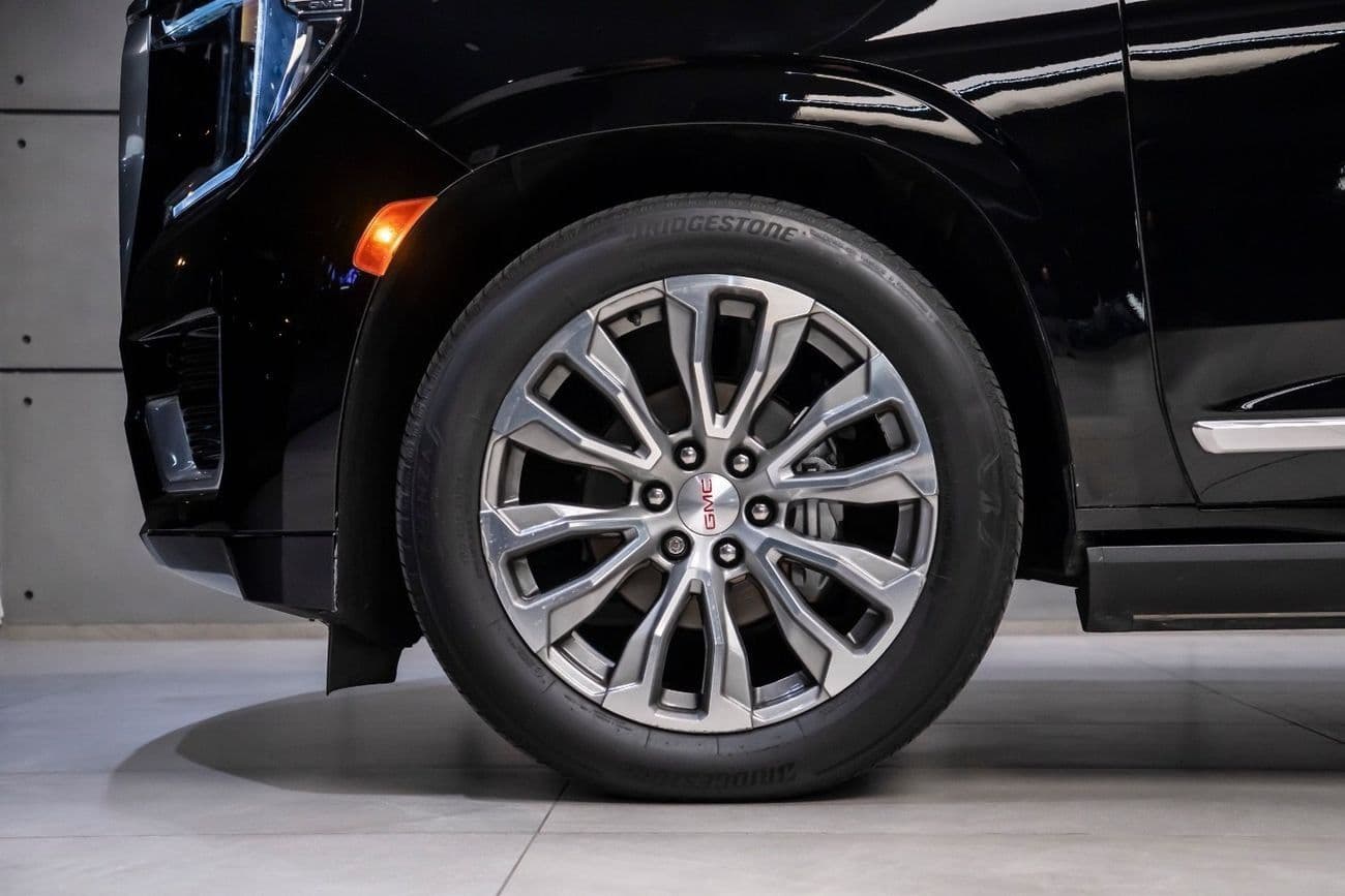 2021 GMC Yukon DENALI thumbnail 3