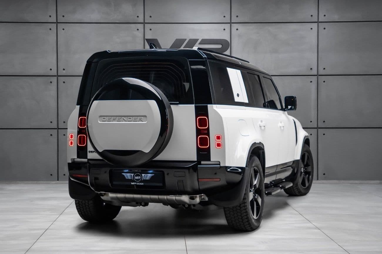 2024 Land Rover Defender thumbnail 7