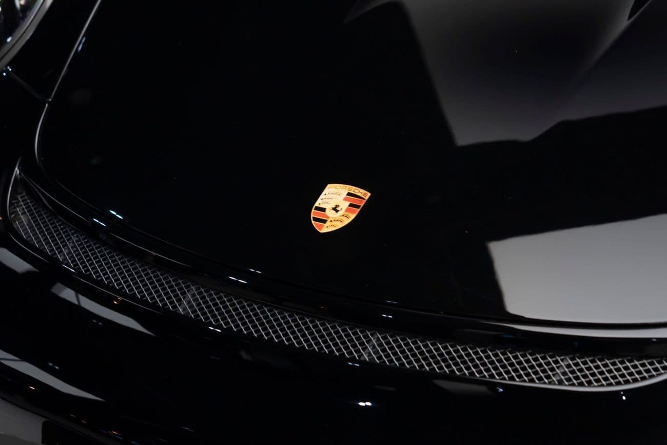 2016 Porsche 911 thumbnail 5