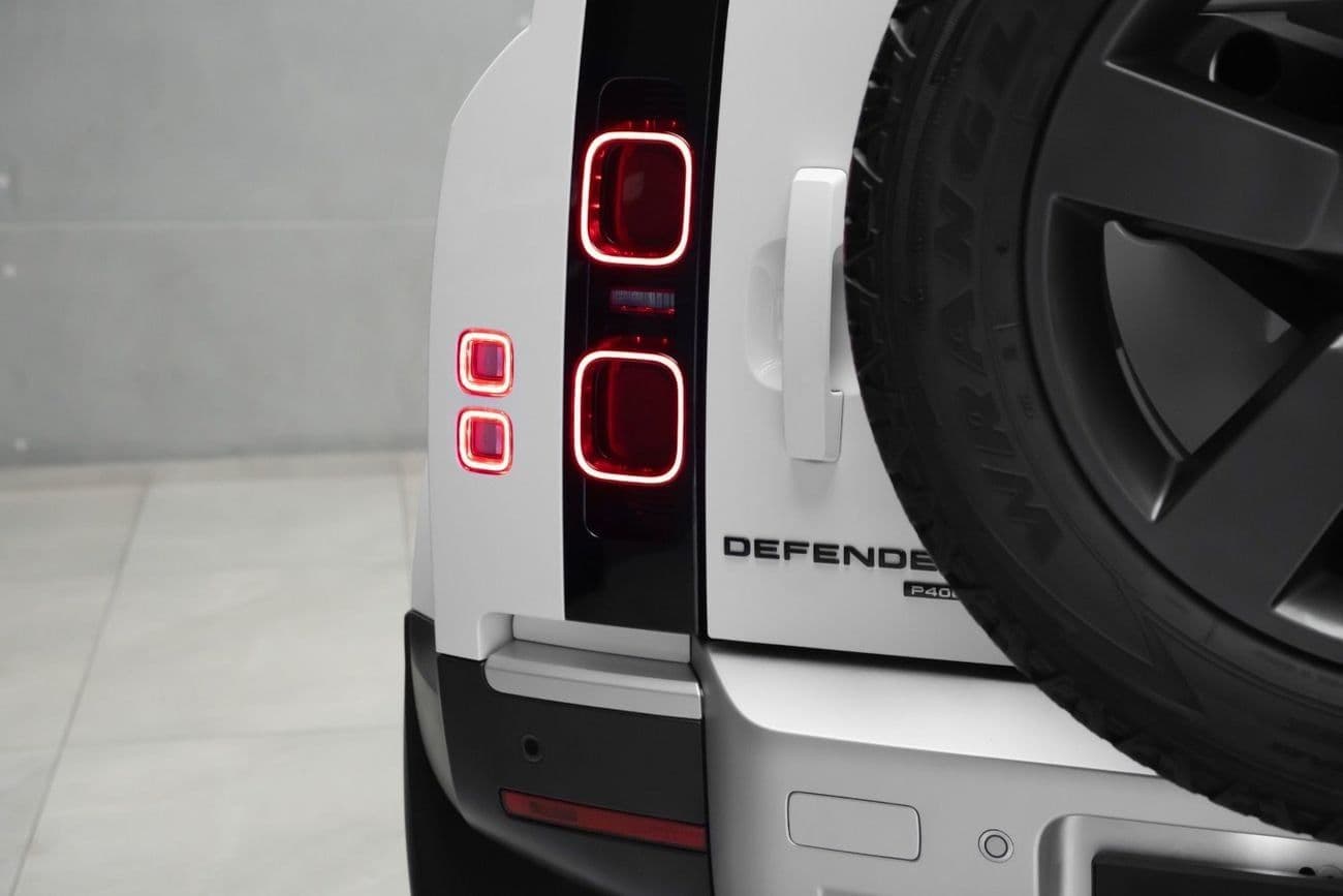2023 Land Rover Defender thumbnail 8