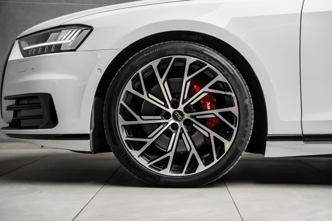 2019 Audi A8 55 TFSI LWB thumbnail 6