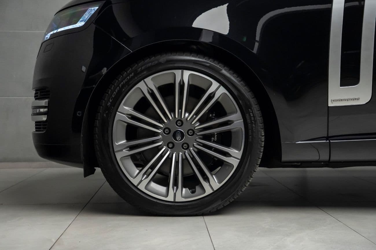 2024 Land Rover Range Rover AUTOBIOGRAPHY P530 thumbnail 5