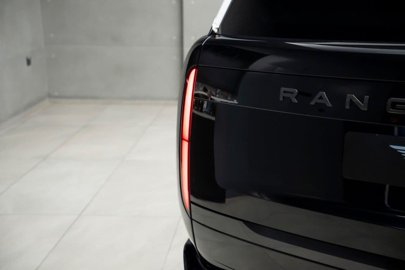 2025 Land Rover Range Rover AUTOBIOGRAPHY thumbnail 8