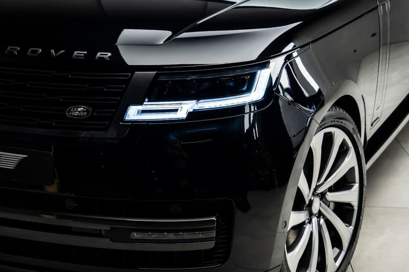 2025 Land Rover Range Rover AUTOBIOGRAPHY thumbnail 5