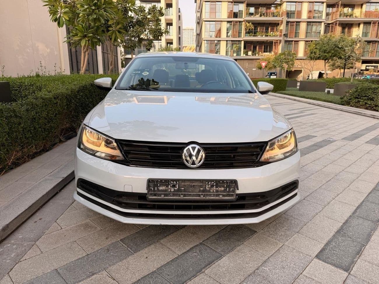 2018 Volkswagen Jetta SE thumbnail 2