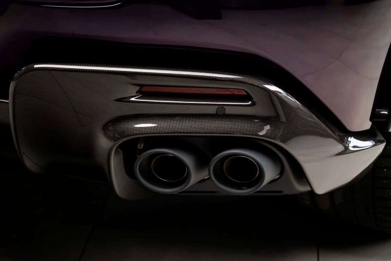 2025 Ferrari Purosangue STANDARD thumbnail 7