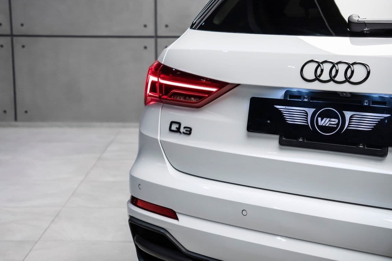 2025 Audi Q3 35 TFSI ADVANCED thumbnail 7