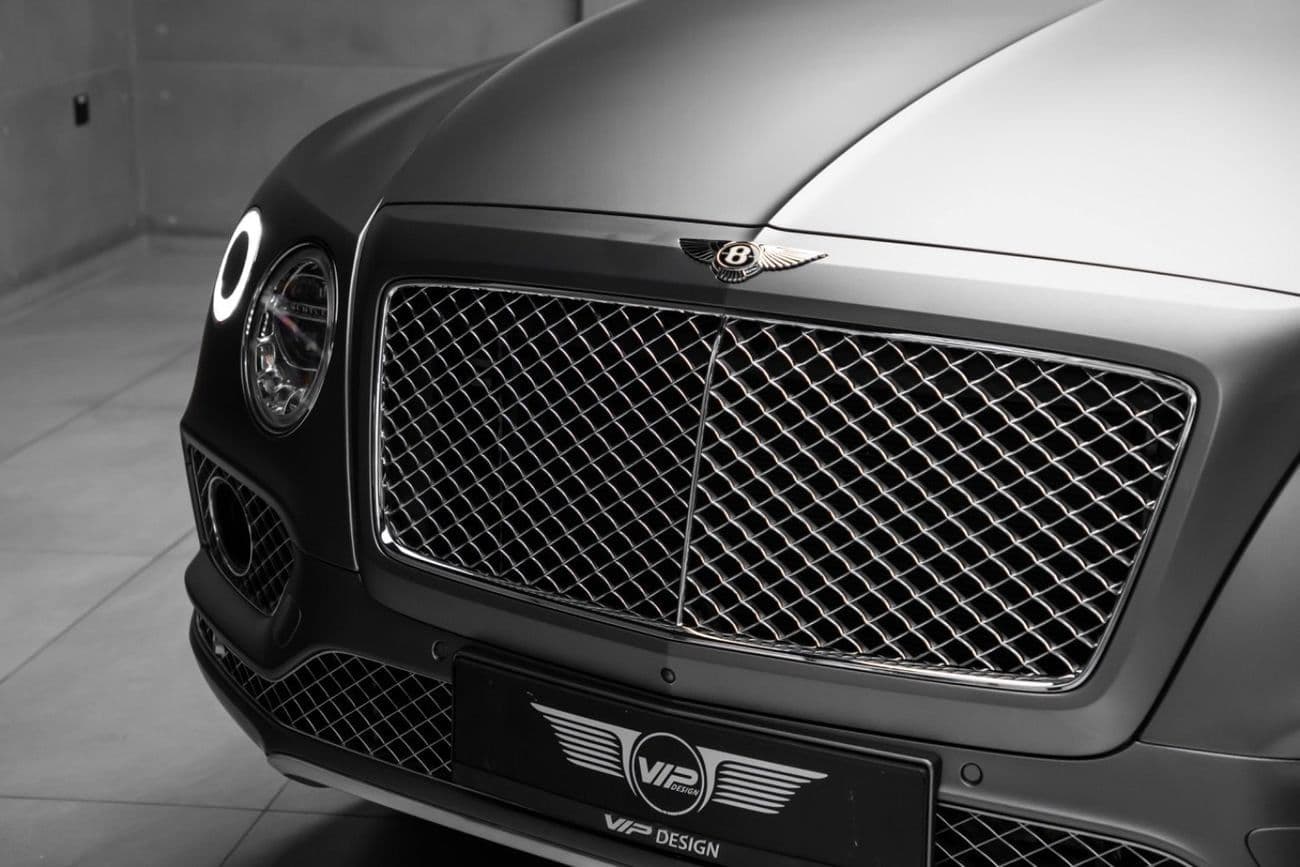 2020 Bentley Bentayga STANDARD thumbnail 6