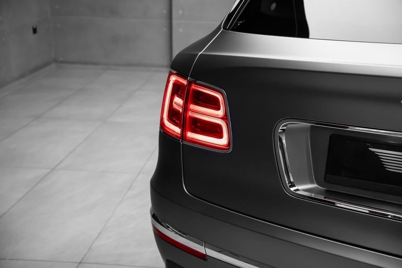 2020 Bentley Bentayga STANDARD thumbnail 7