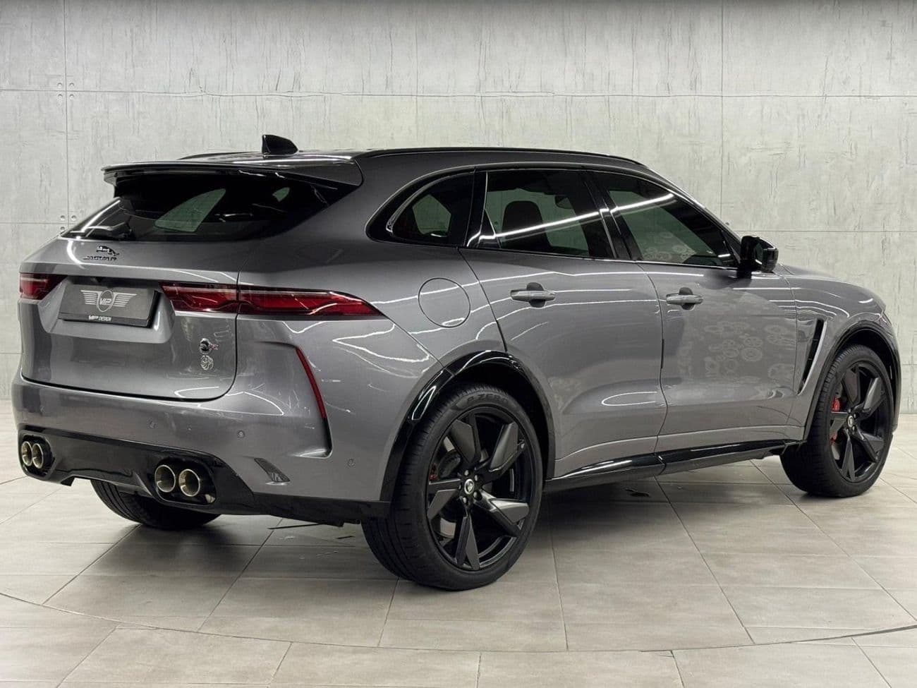2024 Jaguar F PACE thumbnail 5