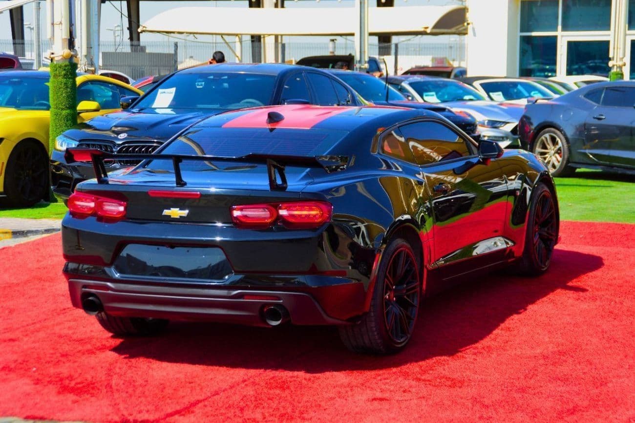 2022 Chevrolet Camaro thumbnail 5