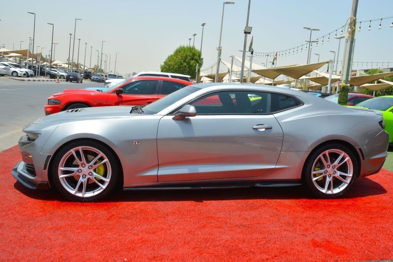 2023 Chevrolet Camaro RS thumbnail 4
