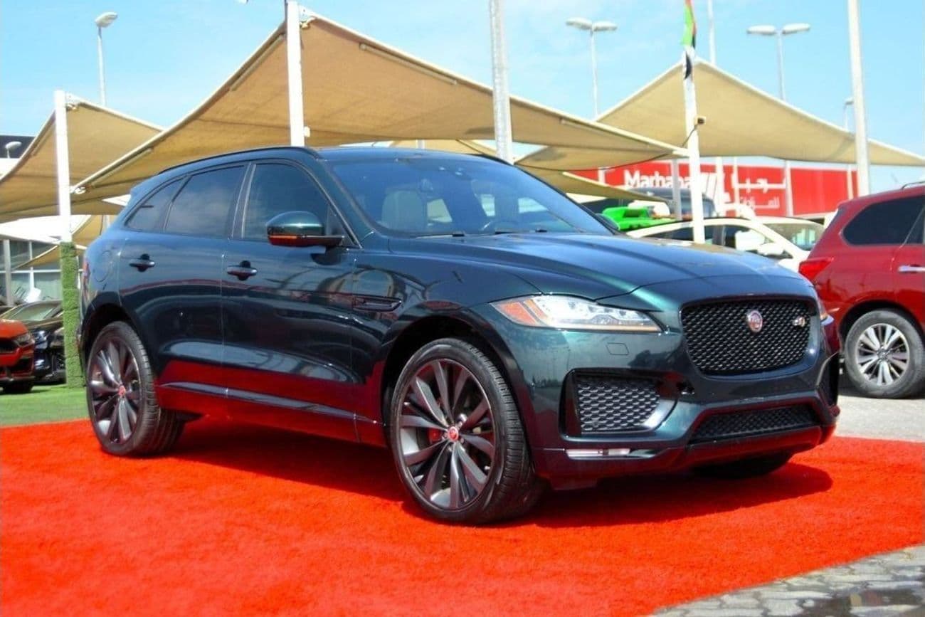 2018 Jaguar F PACE S thumbnail 3