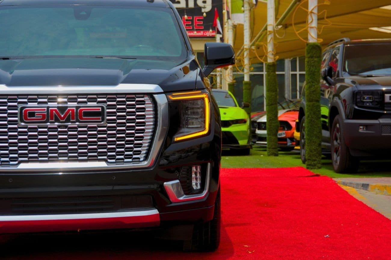 2021 GMC Yukon DENALI thumbnail 8