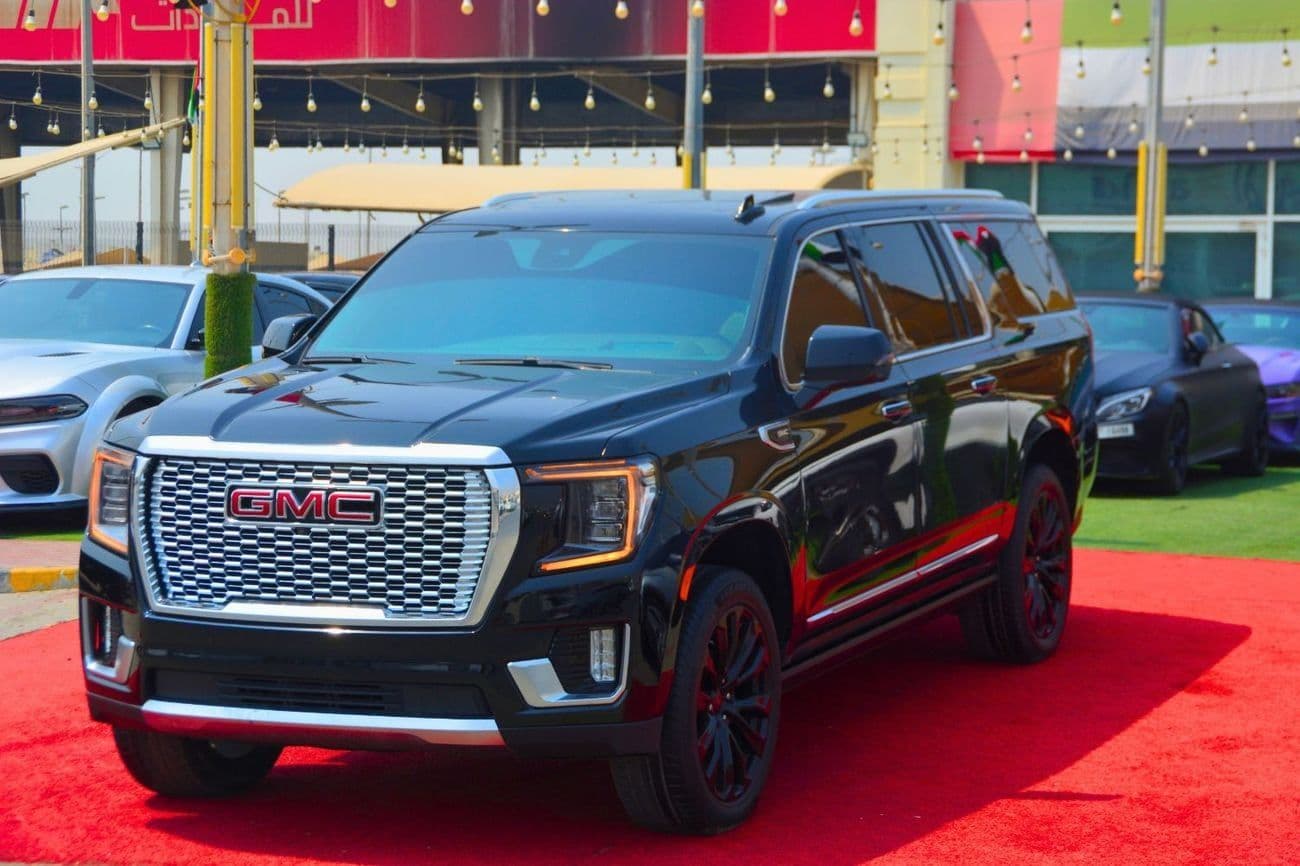 2024 GMC Yukon XL DENALI thumbnail 4