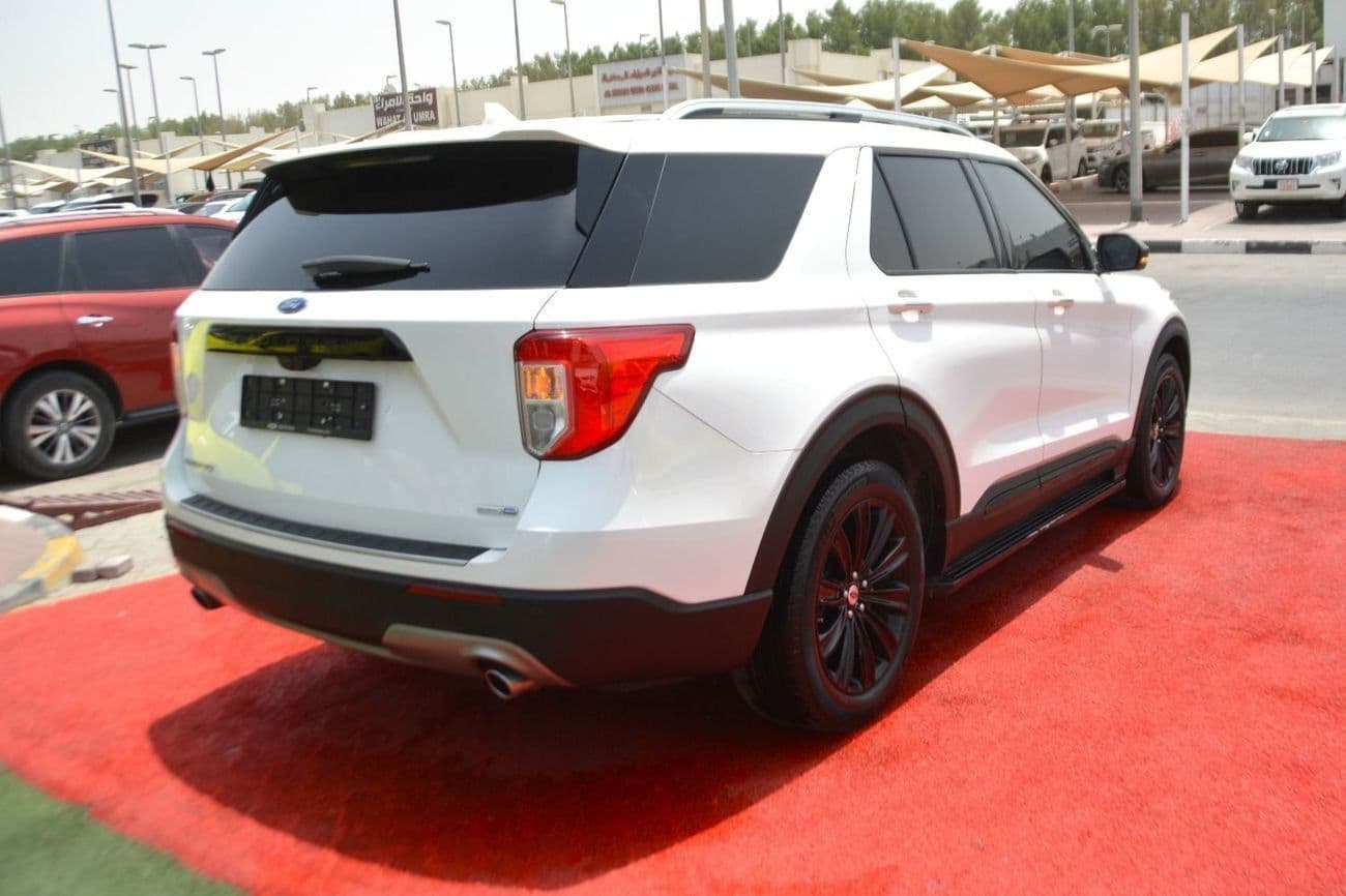 2020 Ford Explorer LIMITED thumbnail 6