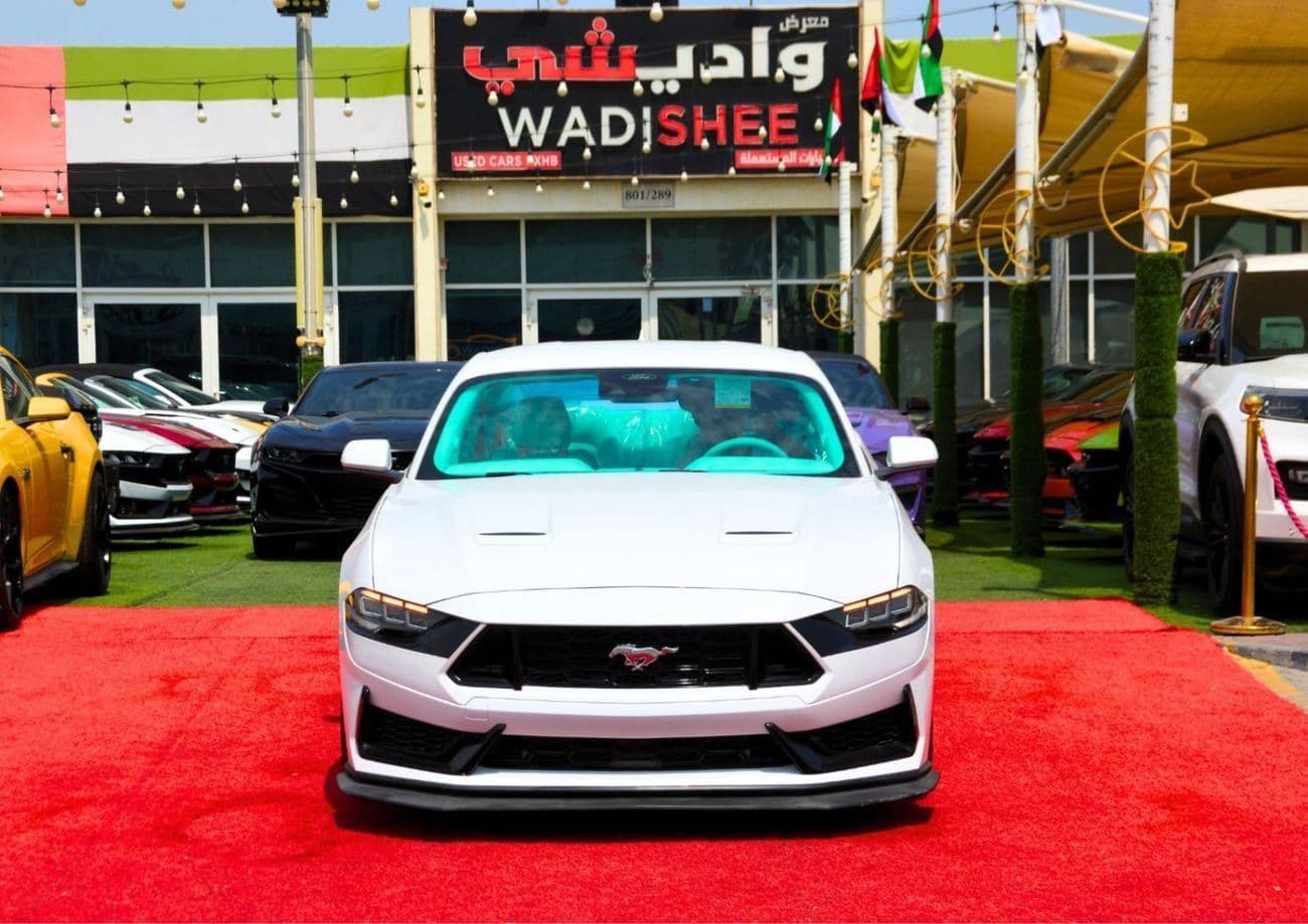 2022 Ford Mustang STANDARD thumbnail 2