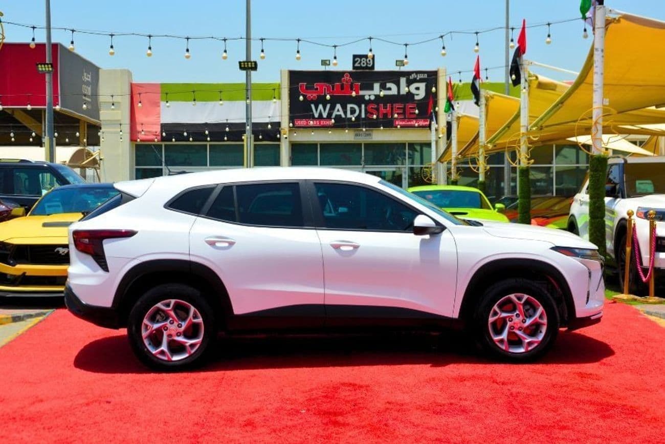 2025 Chevrolet Trax thumbnail 8