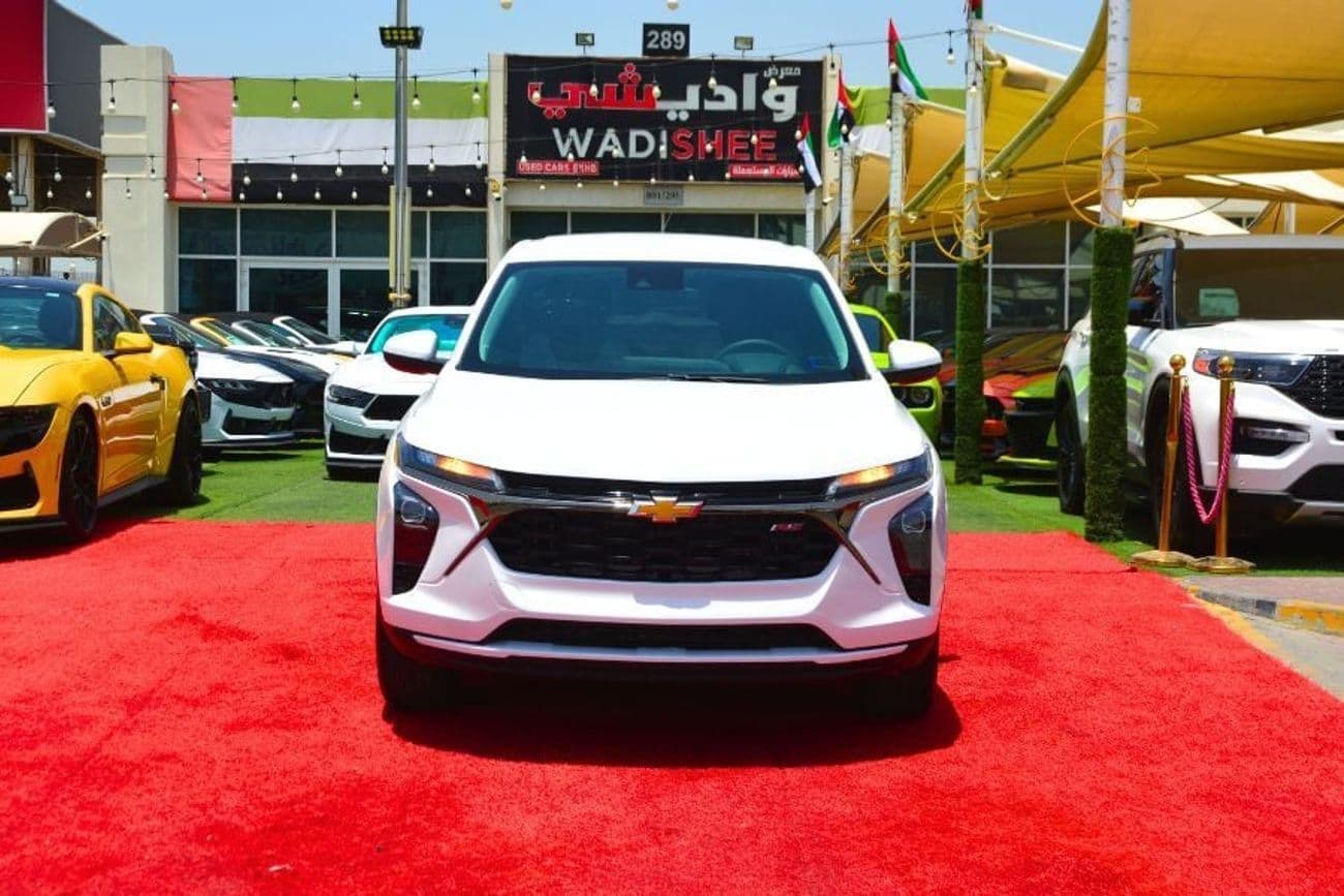 2025 Chevrolet Trax thumbnail 2