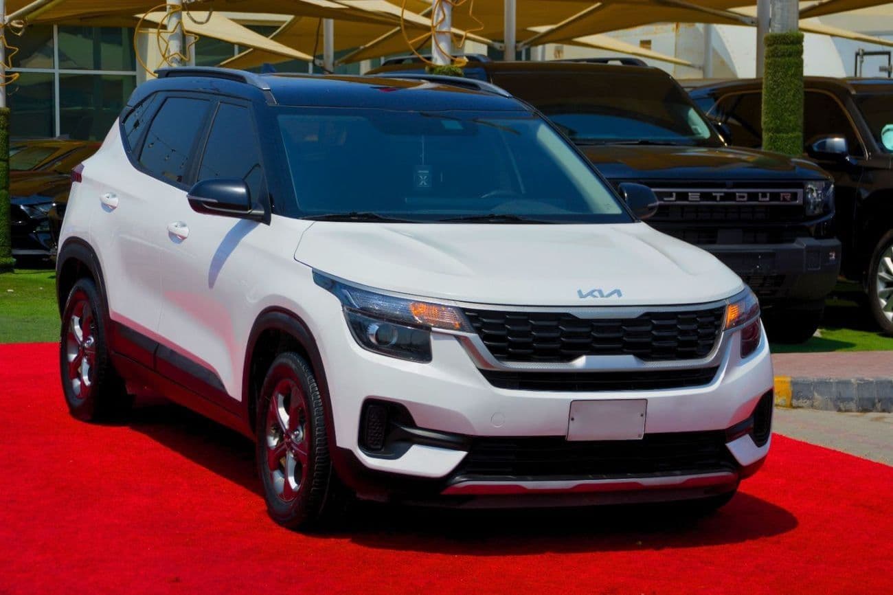 2022 Kia Seltos LX thumbnail 3