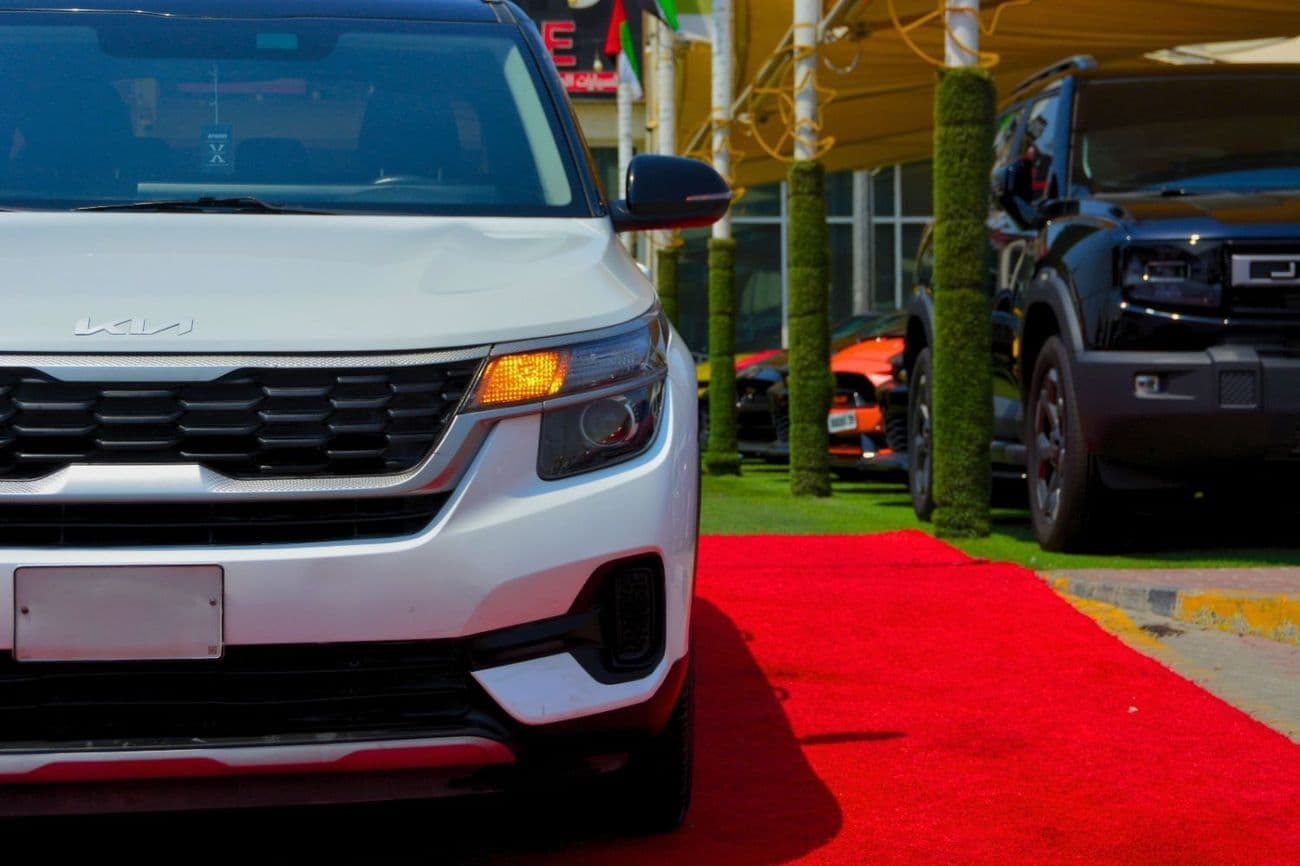 2022 Kia Seltos LX thumbnail 8