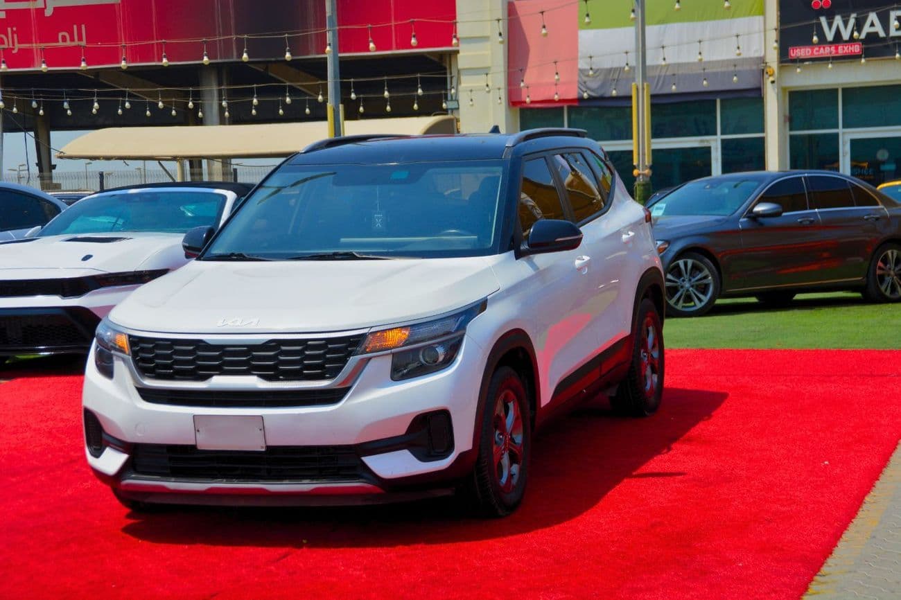 2022 Kia Seltos LX thumbnail 4