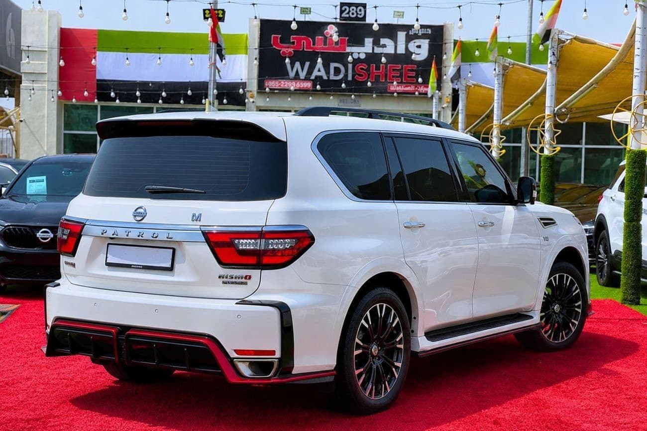 2021 Nissan Patrol NISMO thumbnail 4