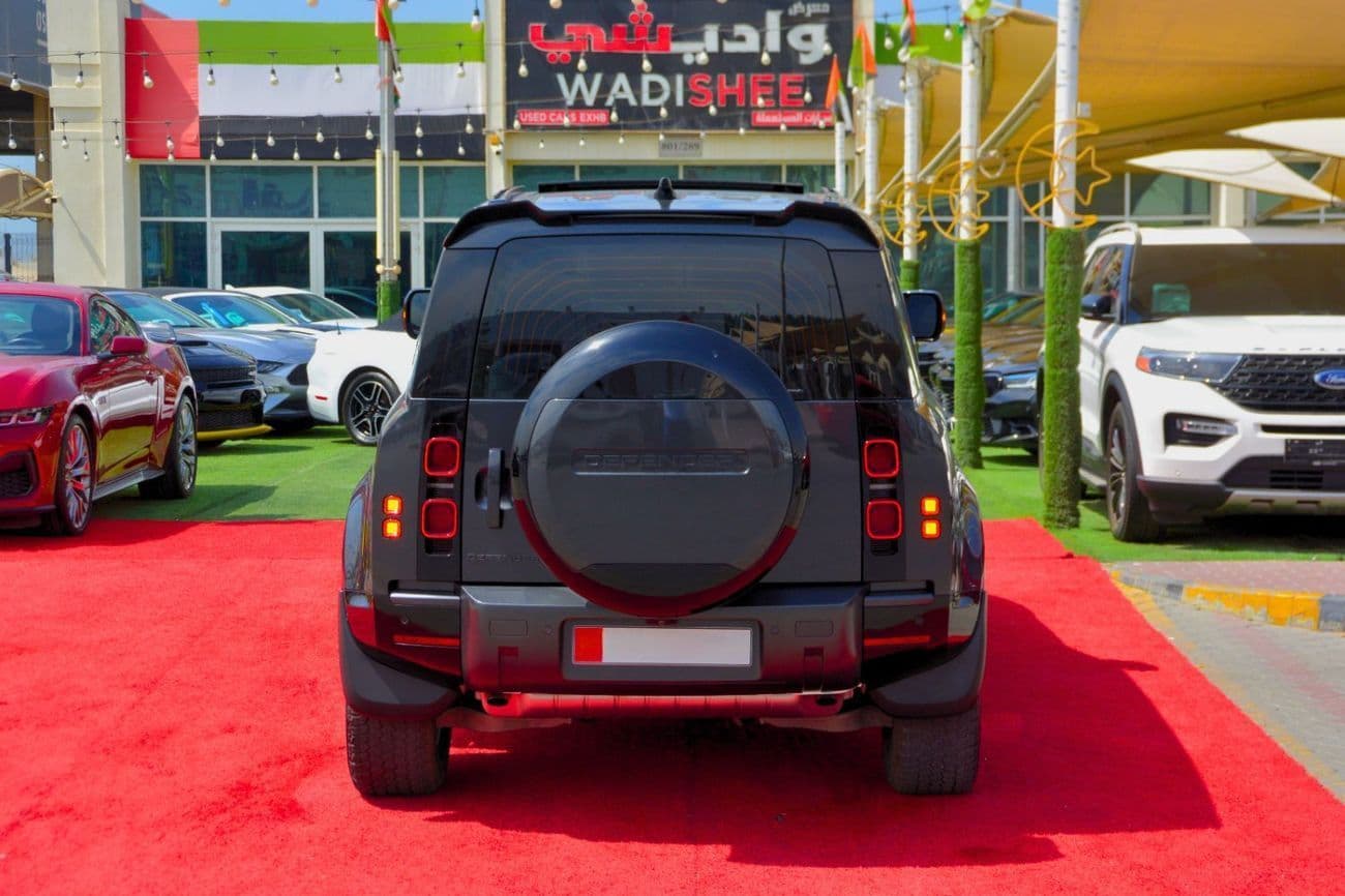 2024 Land Rover Defender thumbnail 7