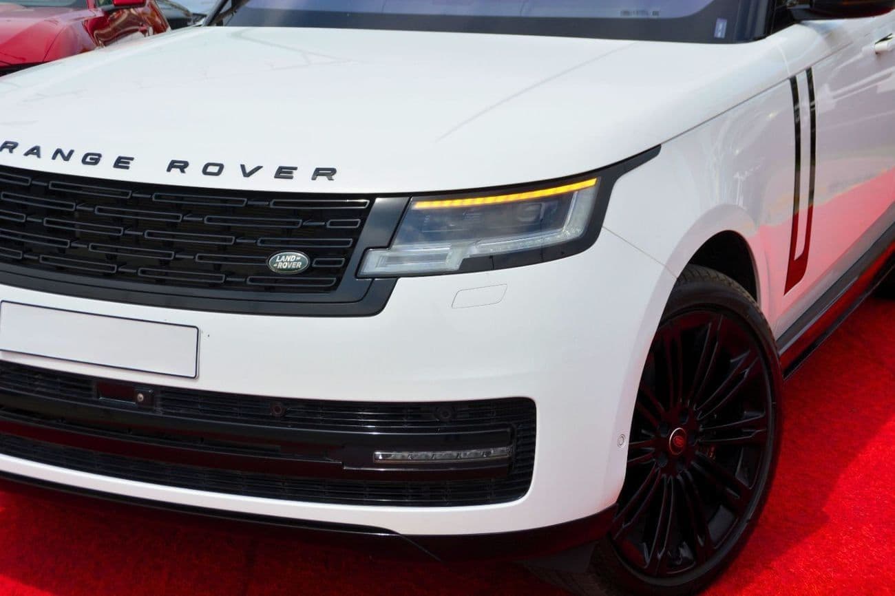 2023 Land Rover Range Rover AUTOBIOGRAPHY P530 thumbnail 6