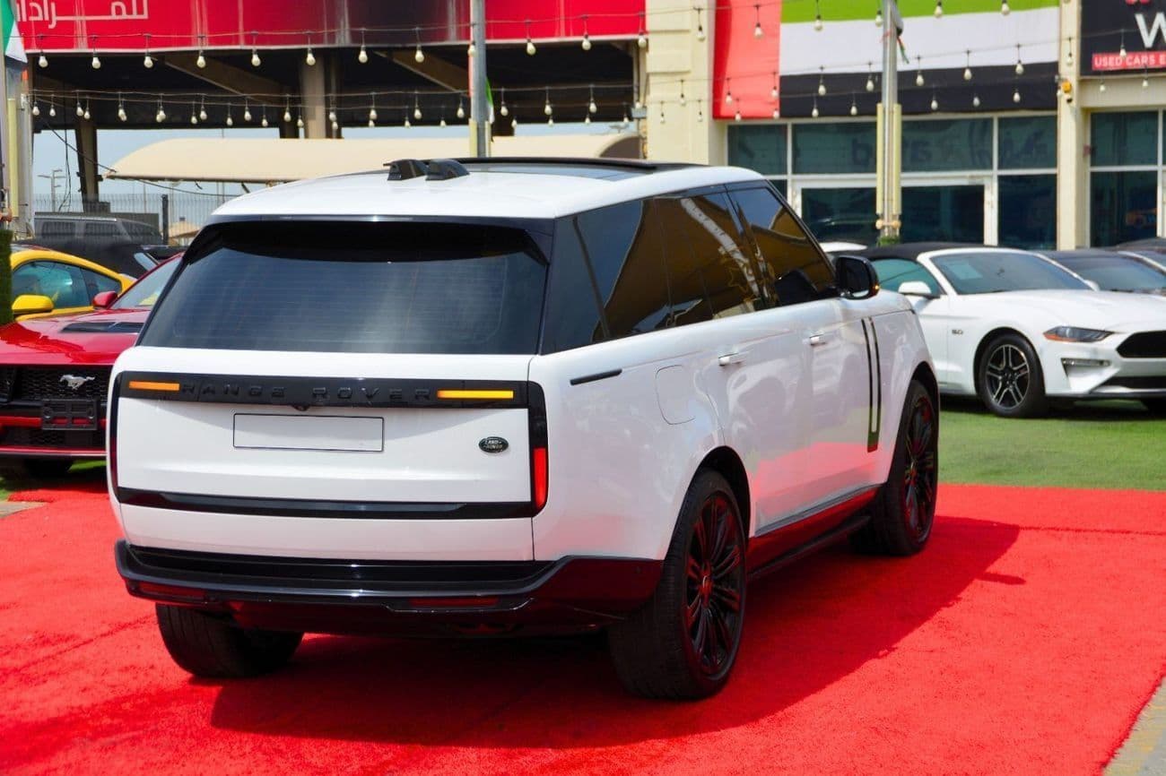 2023 Land Rover Range Rover AUTOBIOGRAPHY P530 thumbnail 8
