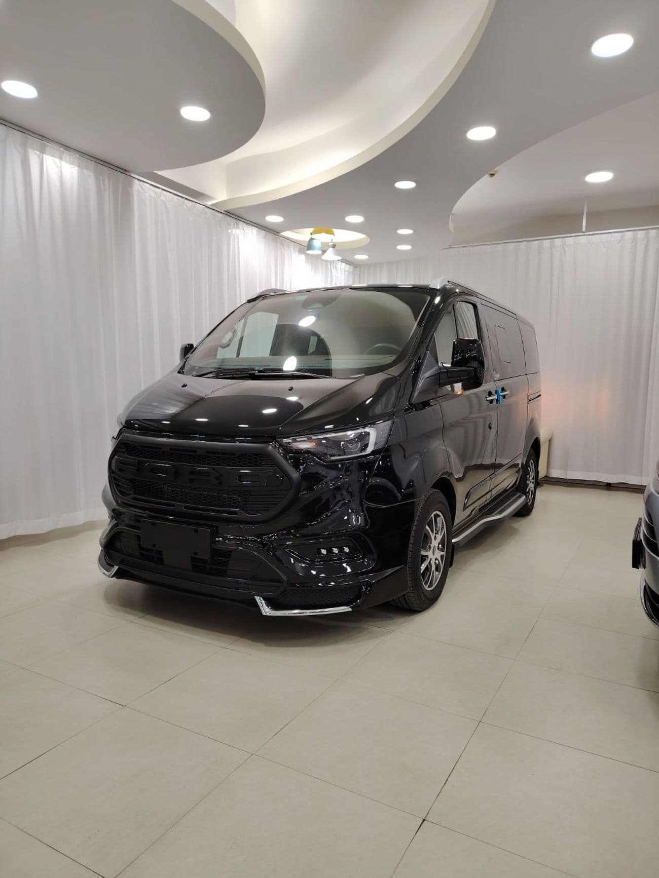 2025 Ford Tourneo Custom