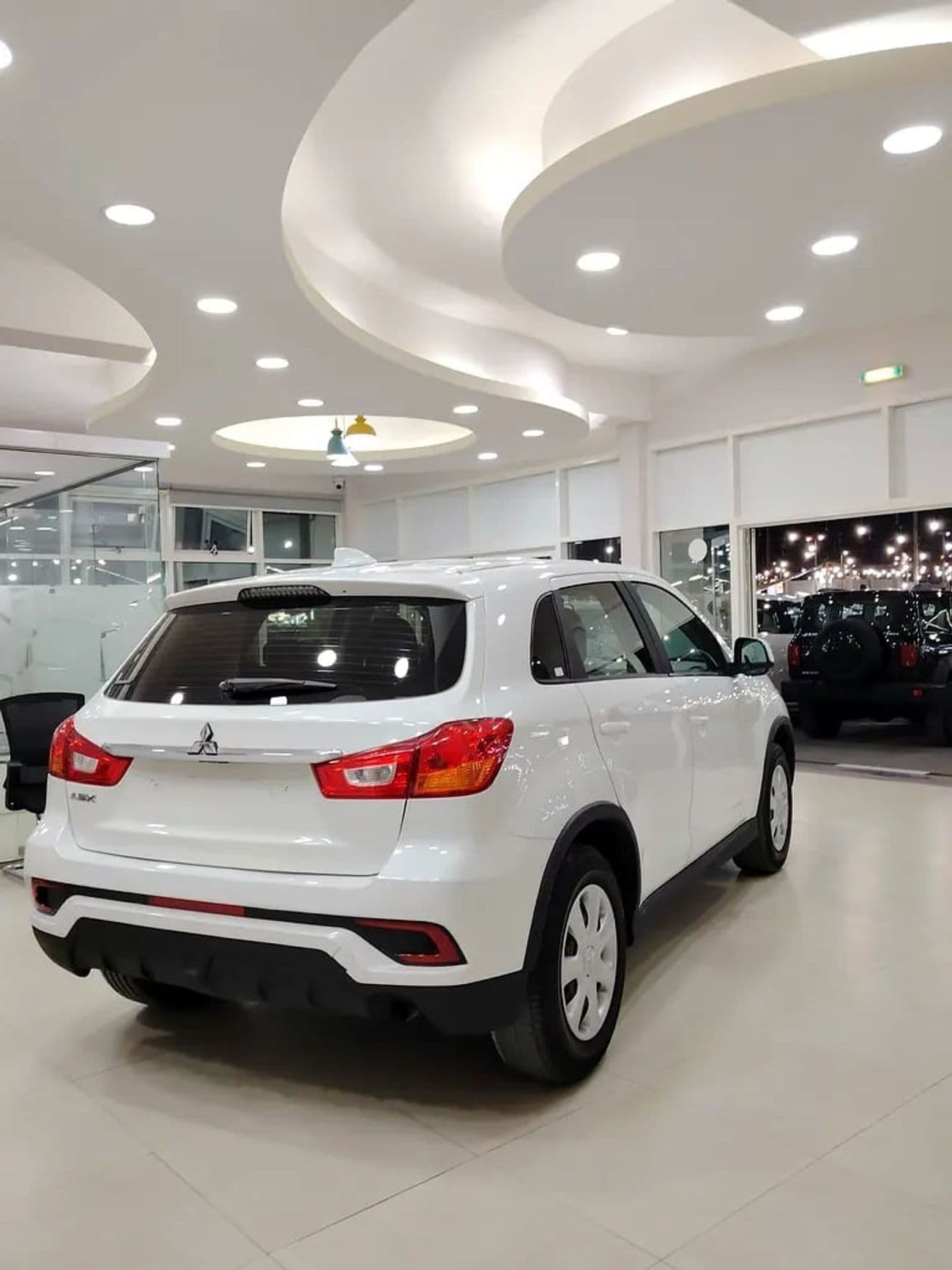 2019 Mitsubishi ASX GLX LOWLINE thumbnail 3