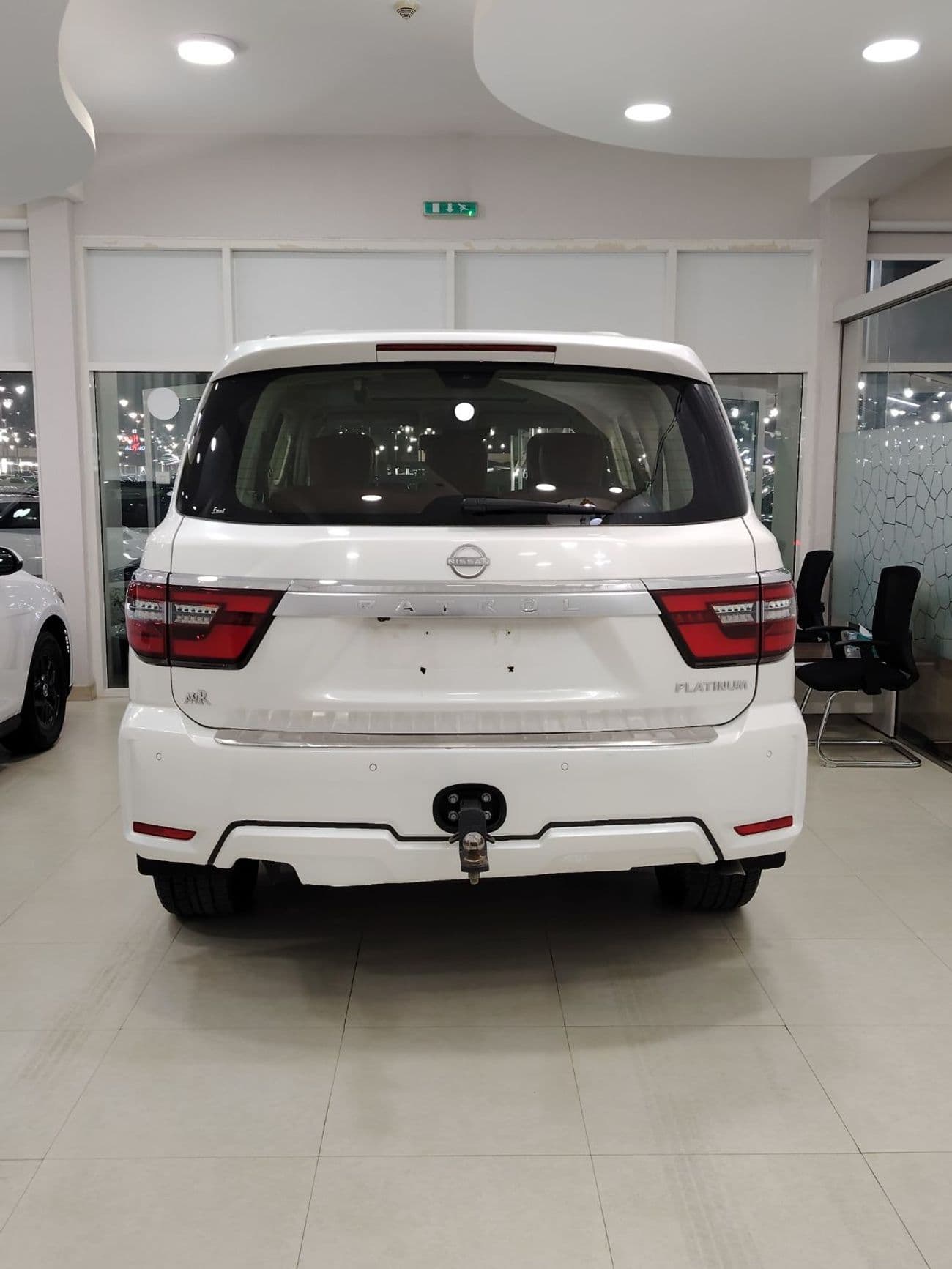 2023 Nissan Patrol SE PLATINUM CITY thumbnail 5