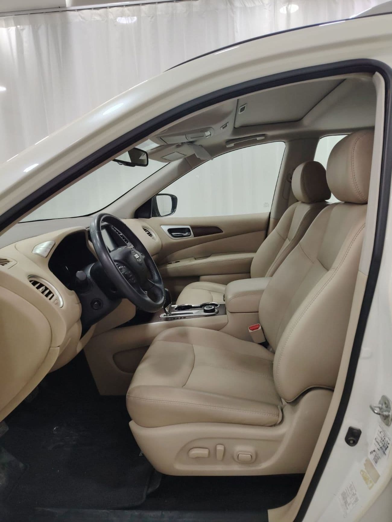 2018 Nissan Pathfinder SV thumbnail 8