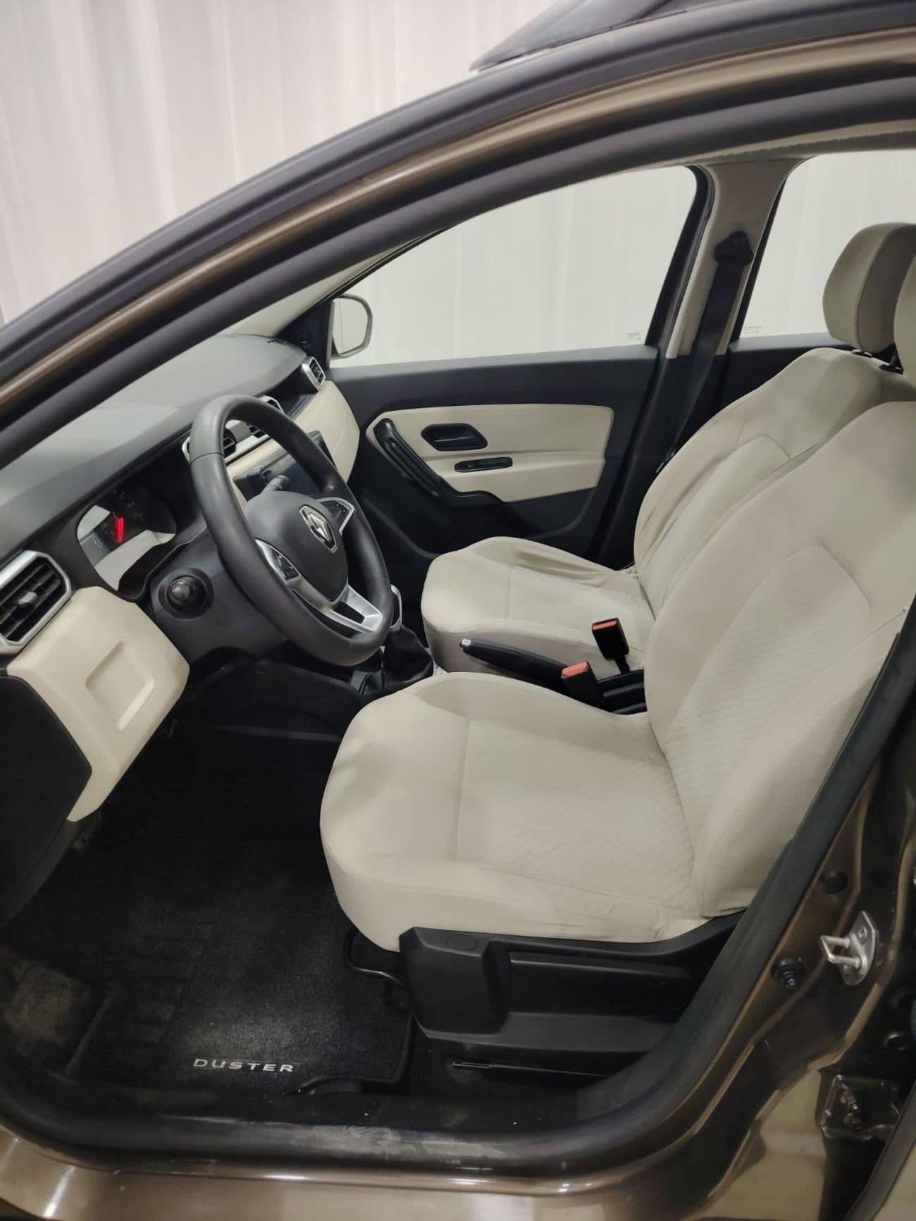 2020 Renault Duster PE thumbnail 8