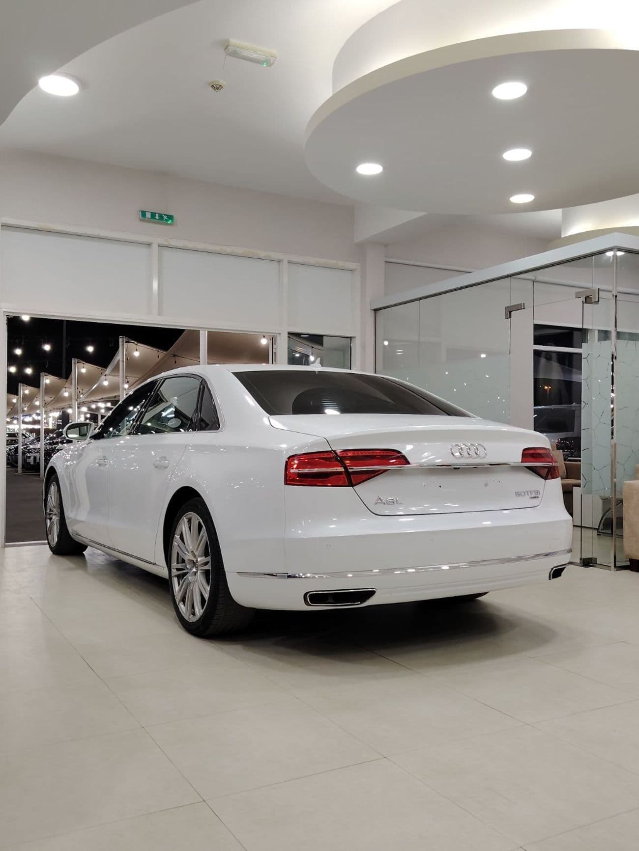 2016 Audi A8 L 50 TFSI thumbnail 6