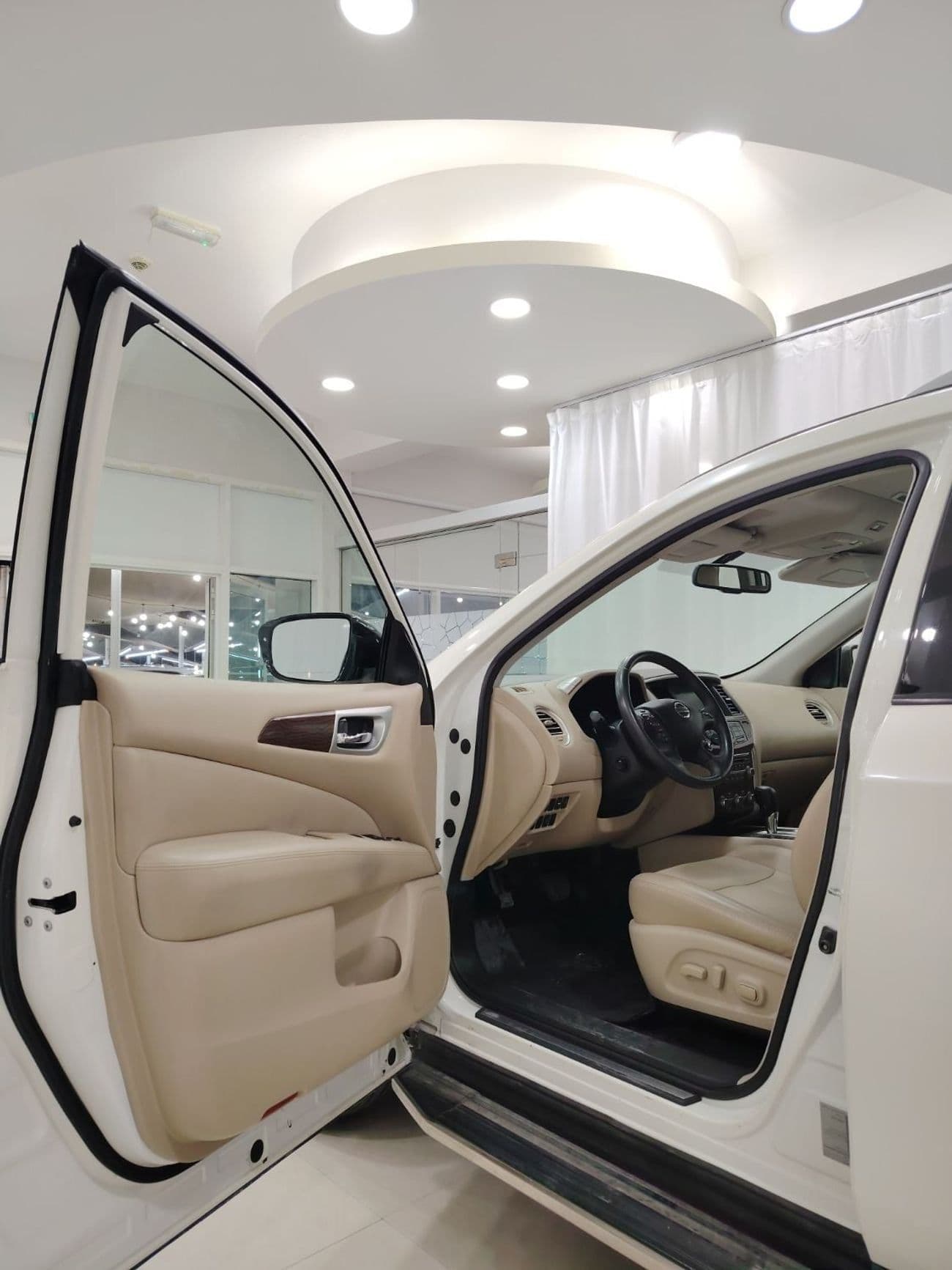 2018 Nissan Pathfinder SV thumbnail 7