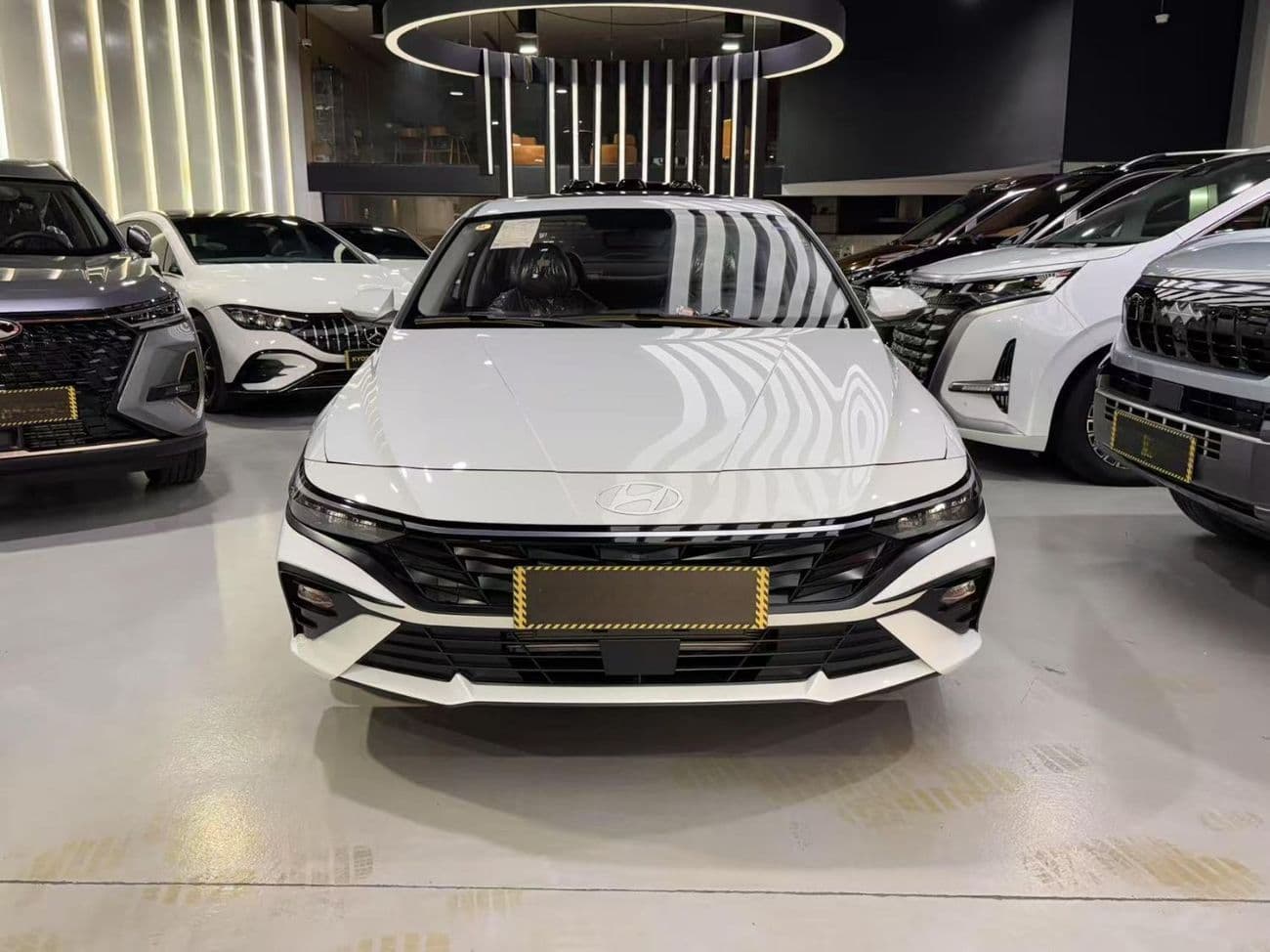 2025 Hyundai Elantra 1.5L CVT GLX Elite Edition thumbnail 2