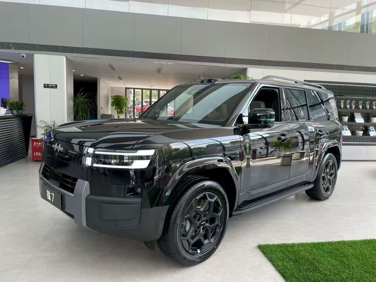 2025 BYD Ti 7